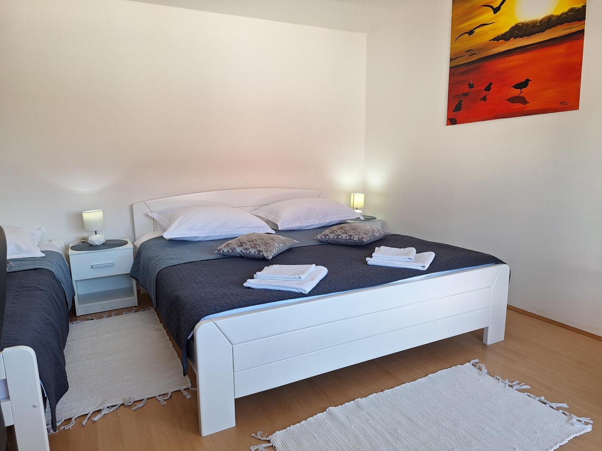 Apartments Kozjan คาร์โลวัตส์ ภายนอก รูปภาพ