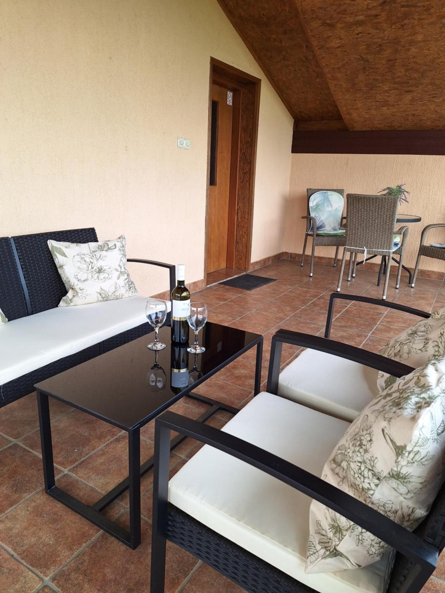 Apartments Kozjan คาร์โลวัตส์ ภายนอก รูปภาพ